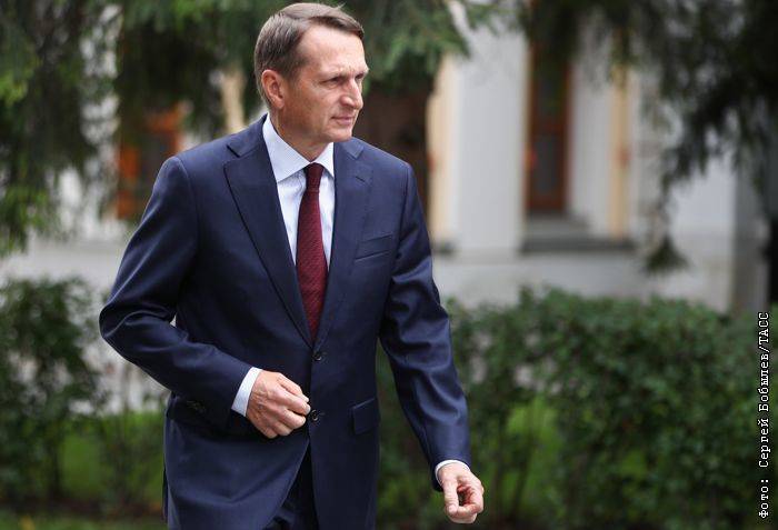 Глава СВР заявил, что РФ не будет зеркально реагировать на действия Польши
