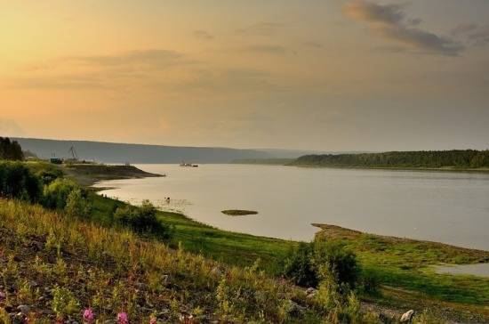 Режим ЧС введён в Якутии из-за снижения уровня воды в Лене
