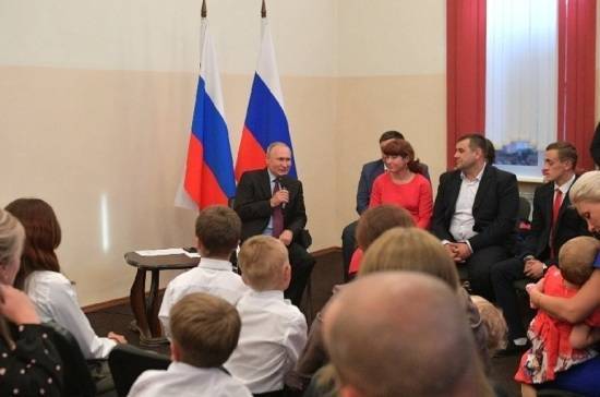 Путин обещал быстрое решение проблем с компенсациями для пострадавших в Иркутской области