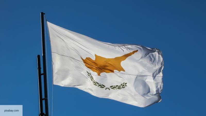 Власти Кипра вернули долг России раньше срока