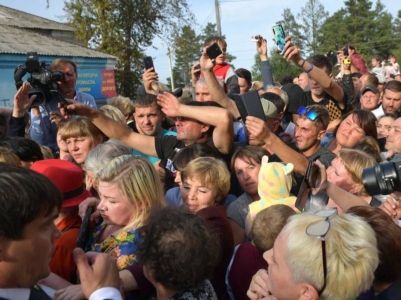 Пострадавшие от паводка под Иркутском студенты будут учиться бесплатно