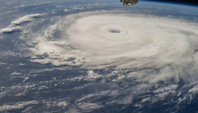 Власти Южной Каролины объявили обязательную эвакуацию всего побережья