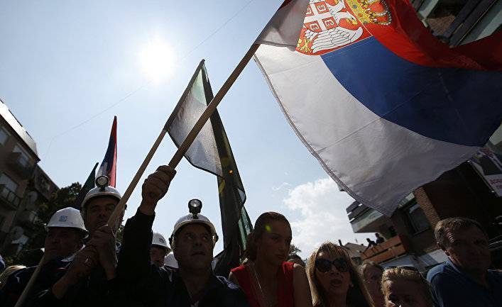 Политика (Сербия): без России решения для Косово не будет