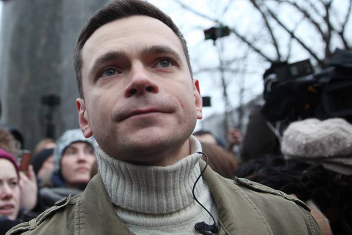 Яшин отзвался двумя буквами на поддержку Шапошникова Яндиевым
