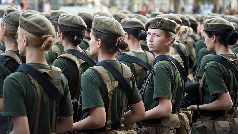 За десять лет число женщин в украинской армии выросло в 15 раз