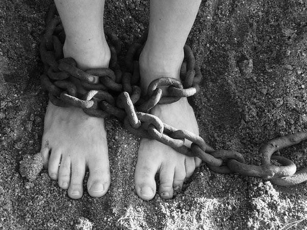 В Грузии задержали 11 человек за торговлю несовершеннолетними