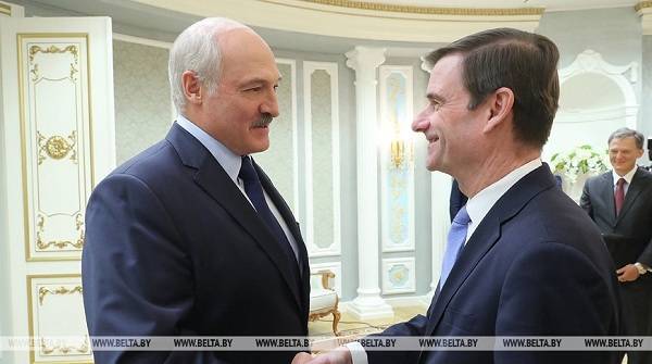 Минск и Вашингтон намерены объявить о взаимном возвращении послов