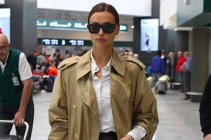Ирину Шейк в кожаных мини-шортах «поймали» в аэропорту Милана: снимки папарацци