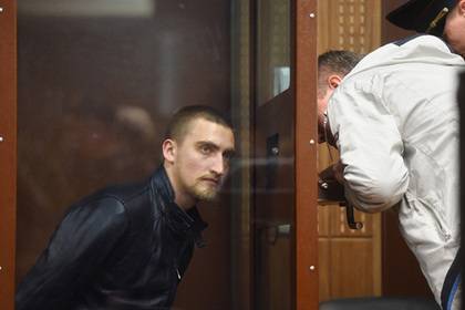 Севший за вывихнутое плечо омоновца актер Устинов заявил о своей невиновности