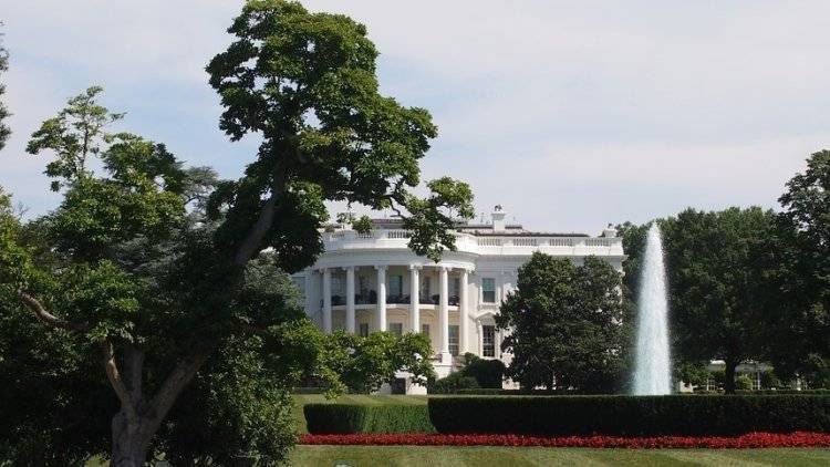 Белый дом отказался разглашать детали жалобы разведки на Трампа