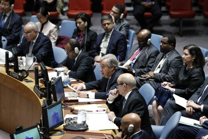 Совбез ООН отклонил резолюцию по Идлибу из-за несогласия Китая и России