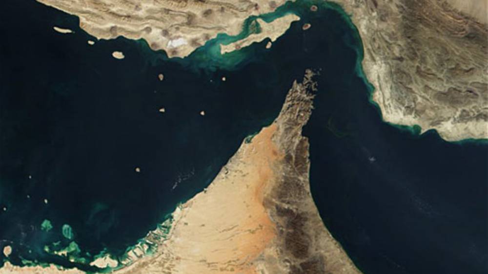 «Как давить на Иран, если сама Саудовская Аравия покупает у него бензин?» Востоковед об атаках на нефтяные объекты в Персидском заливе