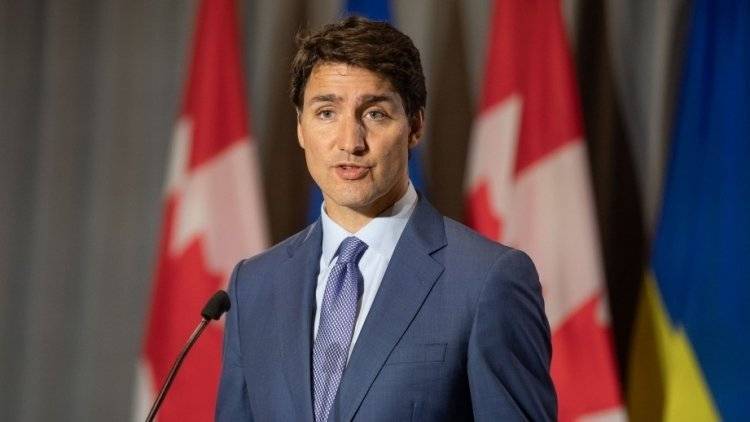 Премьер Канады извинился за фотографию с черным гримом после обвинений в расизме