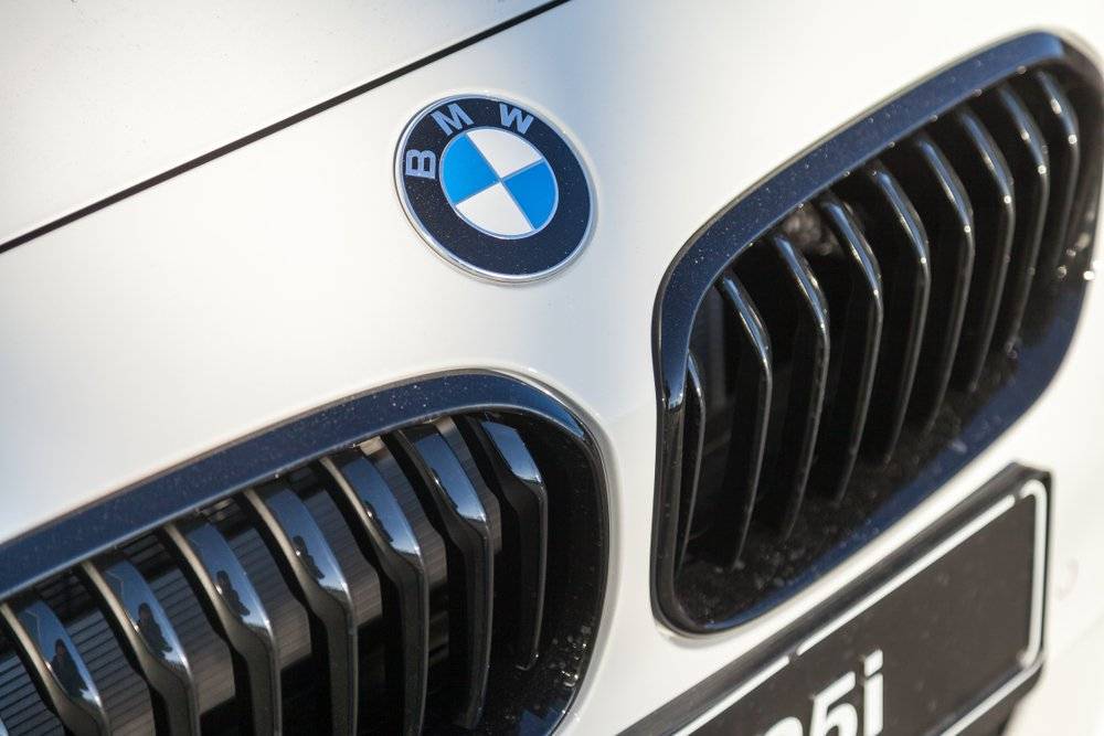 Из-за Брексита BMW остановит завод в Британии