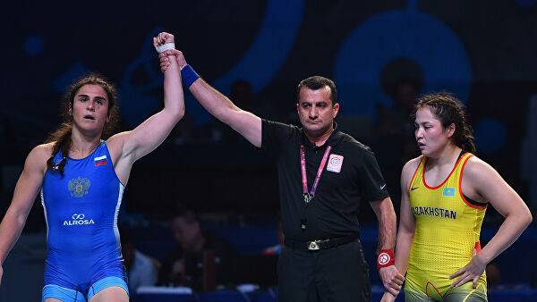 Россиянки завоевали пять медалей в женской борьбе на чемпионате мира