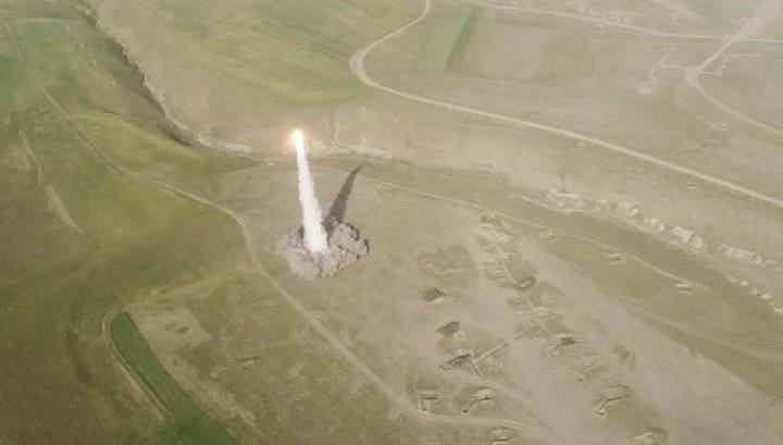 Учения "Центр-2019": "Искандер" произвел боевой пуск крылатой ракеты