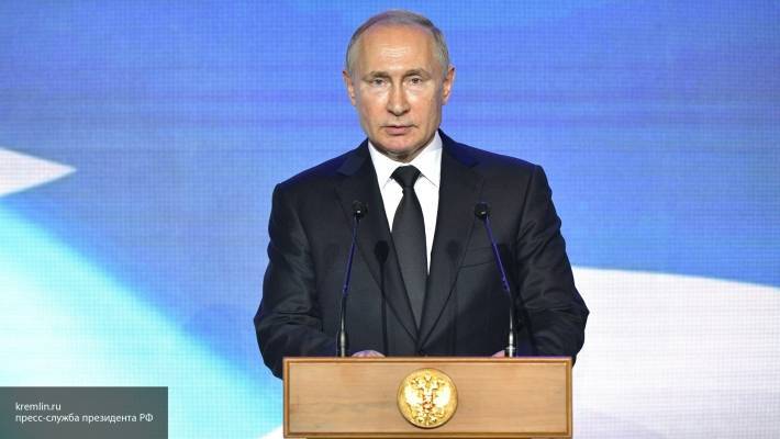 Путин отметил значимость созданного Калашниковым вооружения для страны