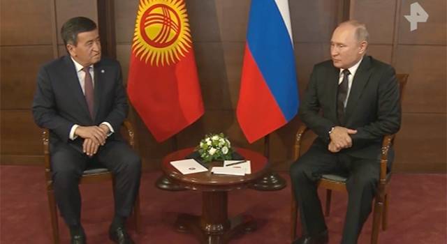 Президенты РФ и Киргизии обсудили интеграцию на пространстве экс-СССР