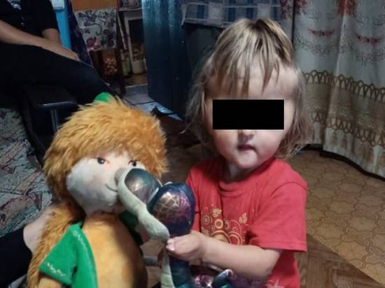 «Чиновники заставили отказаться от детсада»: подробности скандала с башкирской девочкой-инвалидом