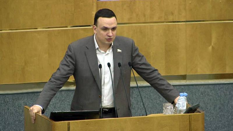Эсеры выступили против фильтра: депутат Дмитрий Ионин озвучил два проекта партии