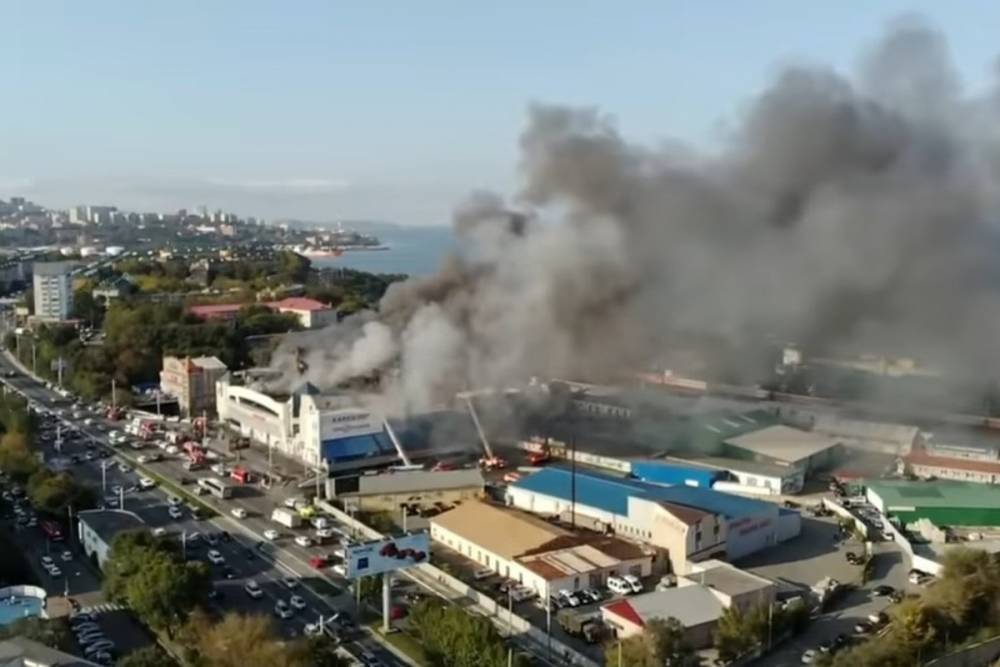 Пожар в торговом центре "Максим" сняли с квадрокоптера