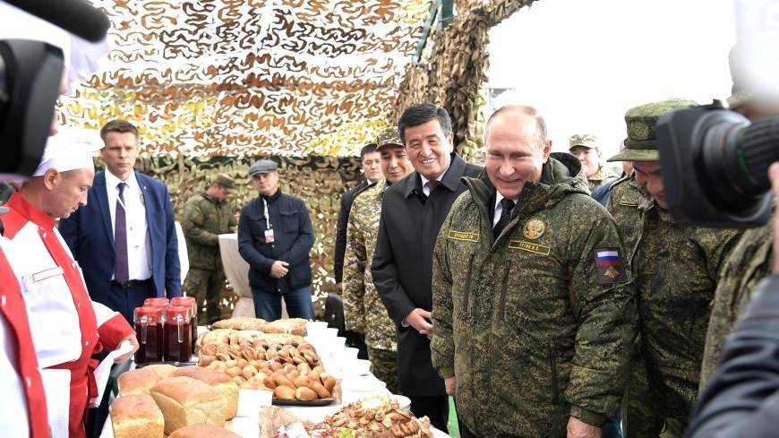Глава Генштаба ВС России рассказал Путину анекдот про еду в армии