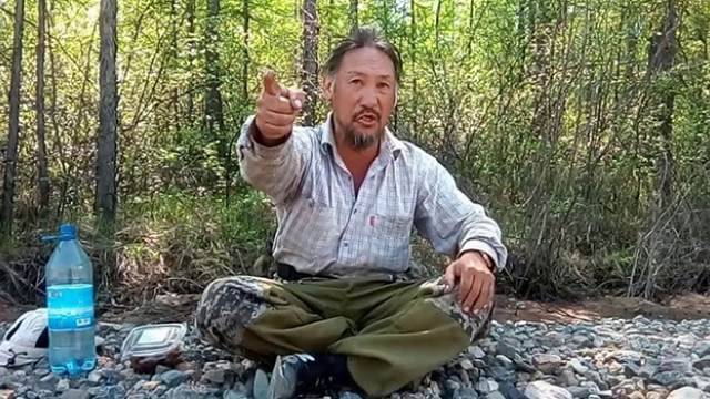 Шедшего пешком в Москву шамана отправили под подписку о невыезде