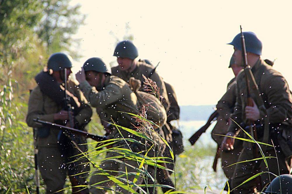 Военнослужащие ЗВО привезут бронетранспортер и пушку на фестиваль в Ленобласти