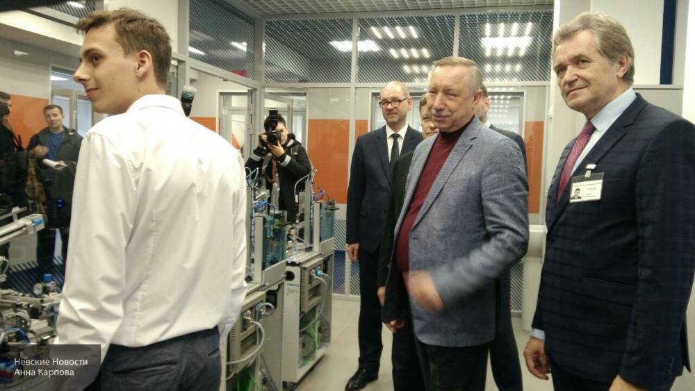 В Петербурге откроют 50 центров инженерных и роботизированных технологий — Беглов