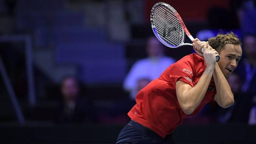 Медведев вышел в финал турнира ATP в Санкт-Петербурге