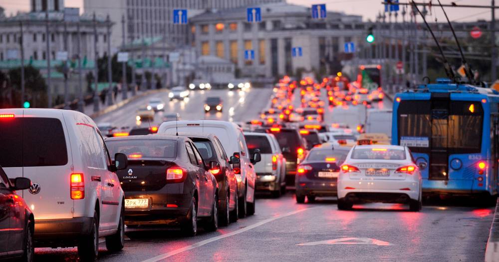 Московских водителей предупредили о первых заморозках