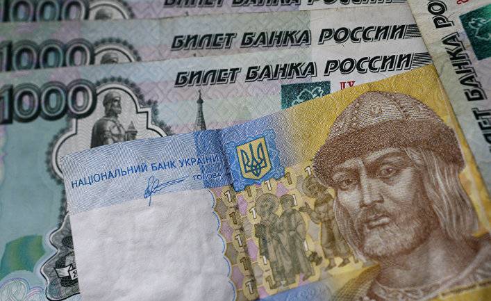 «Корреспондент» (Украина): зарплаты в оккупированном Крыму и Украине сравнили в сети
