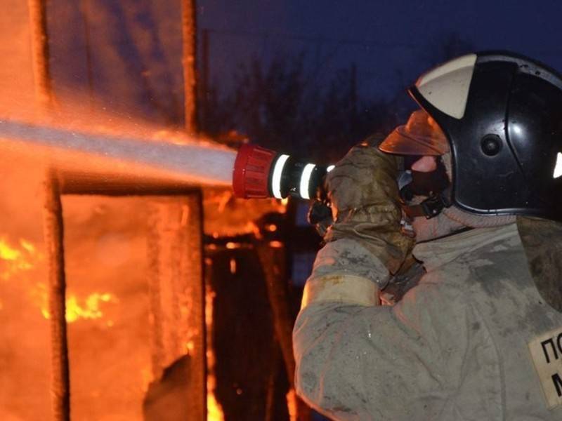 Пожар в частном доме под Красноярском унёс жизни двух детей