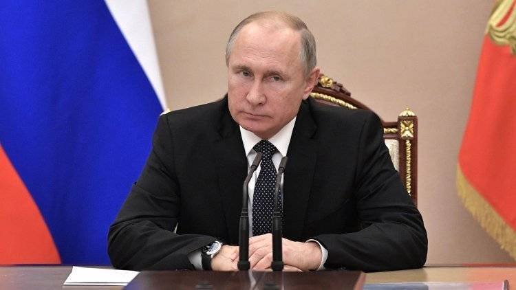 Путин уверен, что СМИ активизируют прямой диалог между гражданами и властью