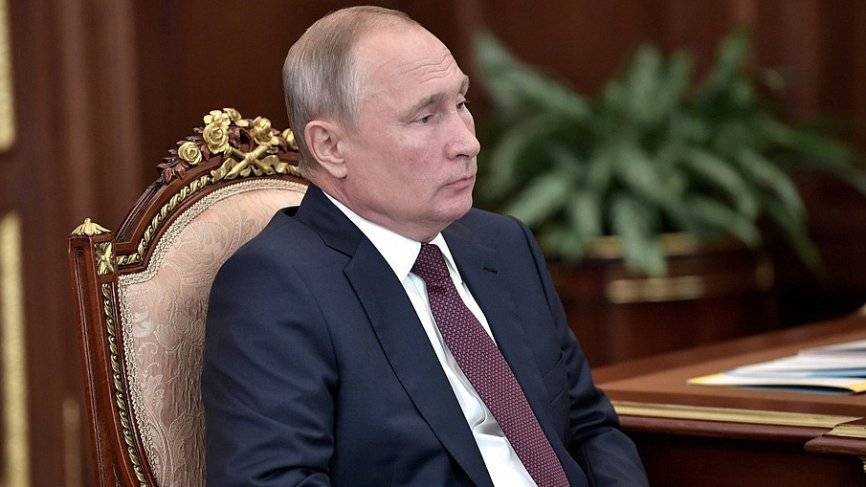 Путин присвоил сенатору Рыжкову звание Героя труда