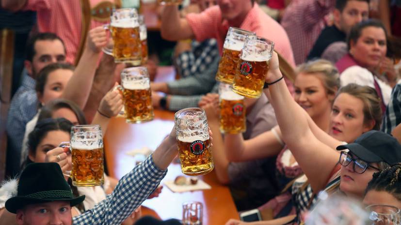 В Мюнхене открылся крупнейший в мире фестиваль пива «Октоберфест»