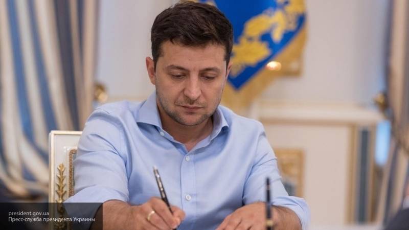 Зеленский поручил легализовать на Украине игорный бизнес