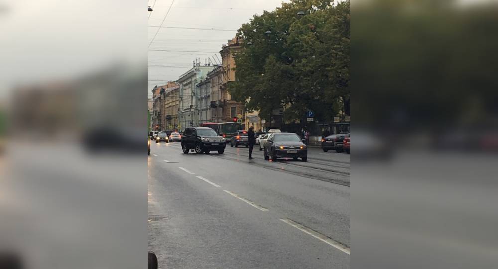 Очередное ДТП произошло на Литейном проспекте Петербурга 21 сентября