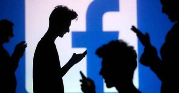 Facebook приостановил работу десятков тысяч приложений после скандала с Cambridge Analytica