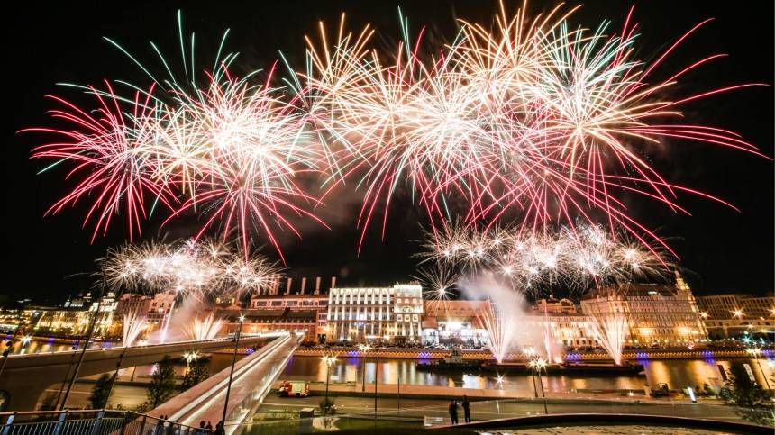 В России могут отменить несколько профессиональных праздников