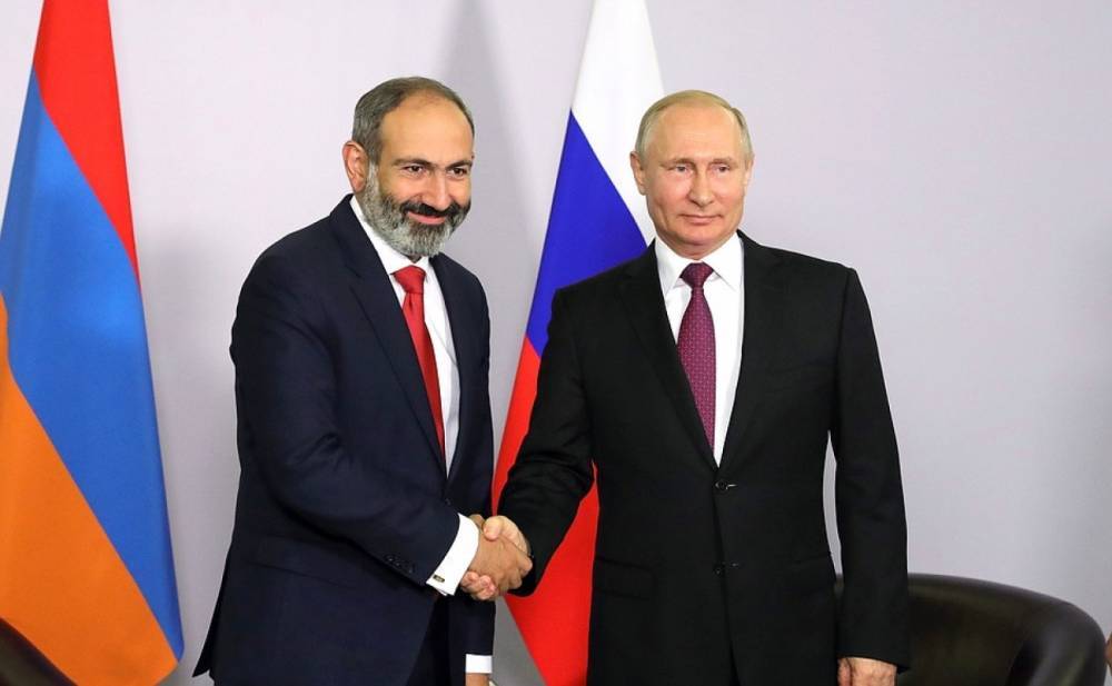 Путин направил властям Армении поздравления с Днем независимости
