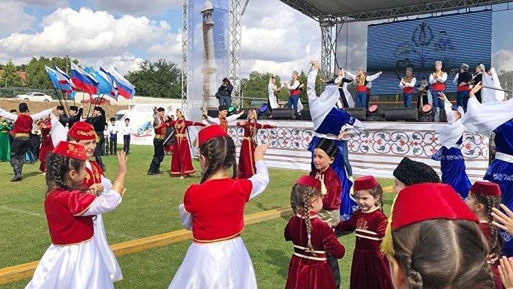 Крымские татары отмечают праздник начала осени Дервиза