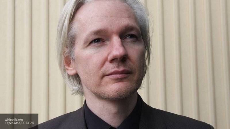Главред WikiLeaks сообщил о тяжелых условиях содержания Ассанжа в тюрьме Великобритании