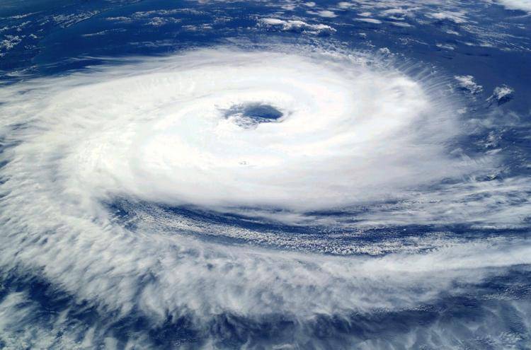 В Приморье объявили штормовое предупреждение из-за тайфуна