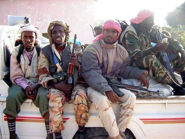 Пираты освободили захваченных у Камеруна российских моряков