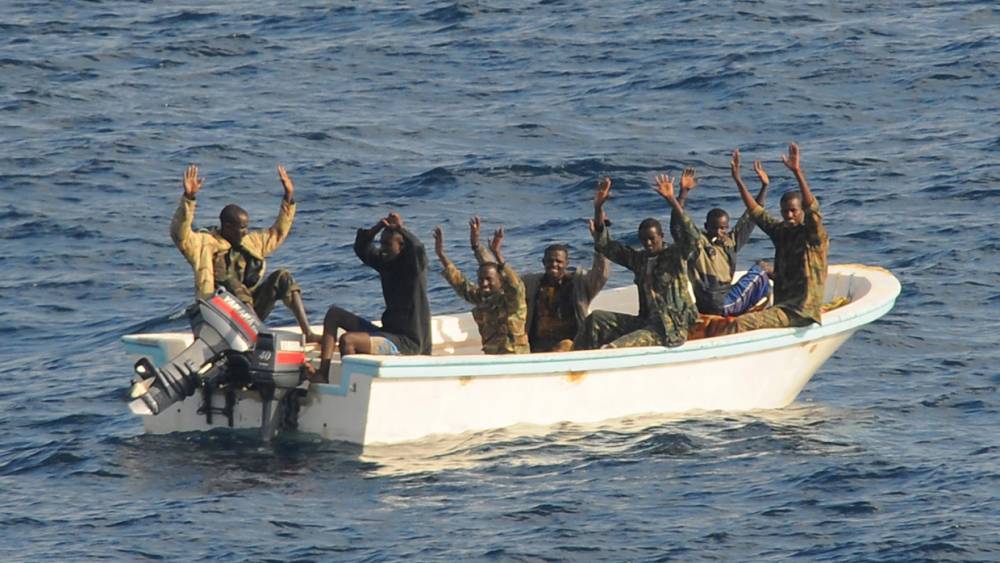 Освобожденные из плена пиратов российские моряки вернутся домой 23 августа