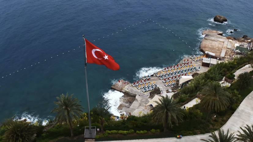 В РТФО назвали частые причины смерти российских туристов в Турции