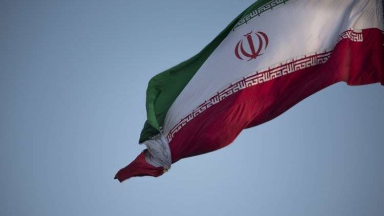 Зариф заявил, что Тегеран готов обсуждать с США постоянные соглашения