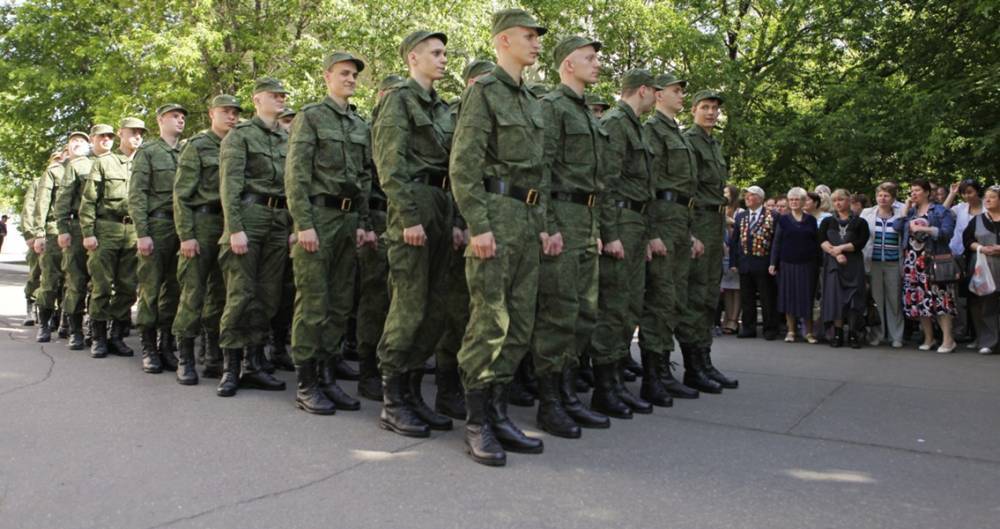 В России допустили отмену обязательного призыва в армию