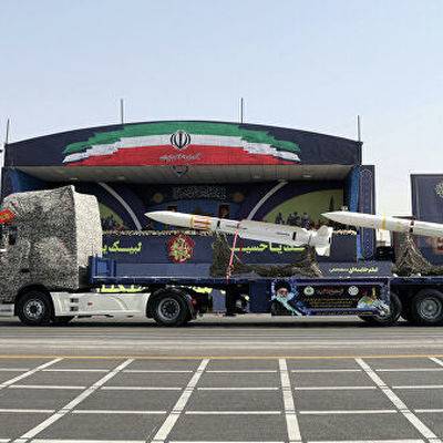 Военные Ирана продемонстрировали баллистическую ракету "Хорремшахр"